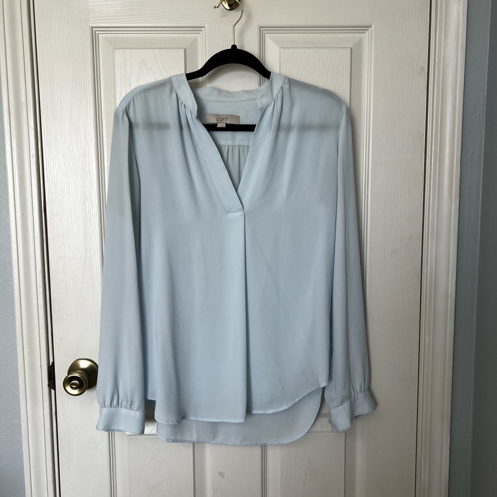 LOFT Flowy Soft Blue Women's Blouse size small office business